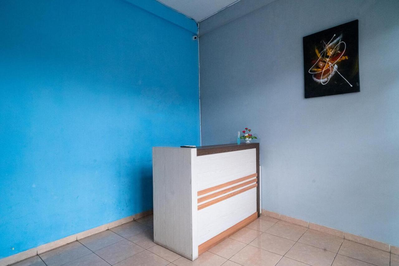 Jotel Guest House Mitra Reddoorz Pulauberayan Экстерьер фото